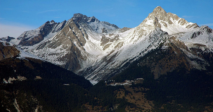 送僧归金山寺，（通用2篇）(图1)